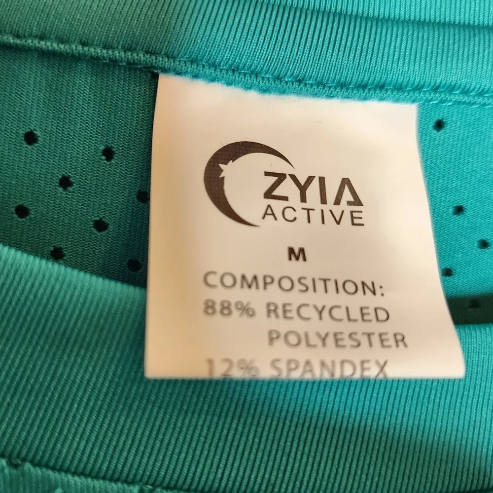 ZYIA long sleeve